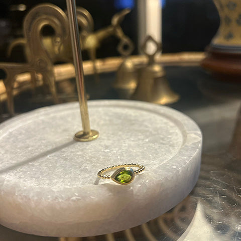 Green Tear Drop Gold Ring