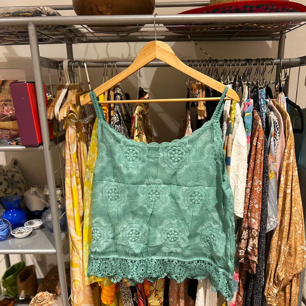 Joni Turquoise Many Flower Singlet