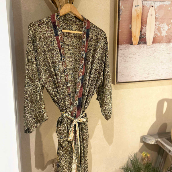 Sanvi Silk Kimono Pastel Cream Raspberry Jam Light Caramel