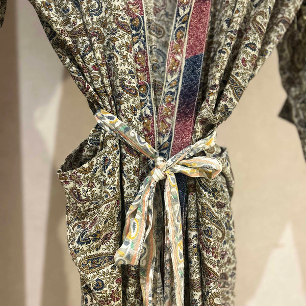 Sanvi Silk Kimono Pastel Cream Raspberry Jam Light Caramel