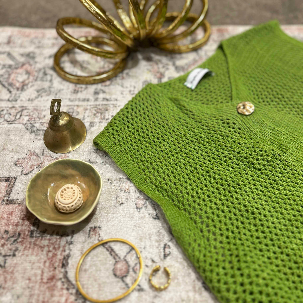 Shamrock Green Chunky Knit Vest Pockets