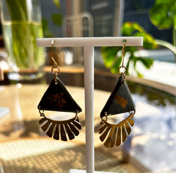 Teeta Dark Grey Gold Earrings