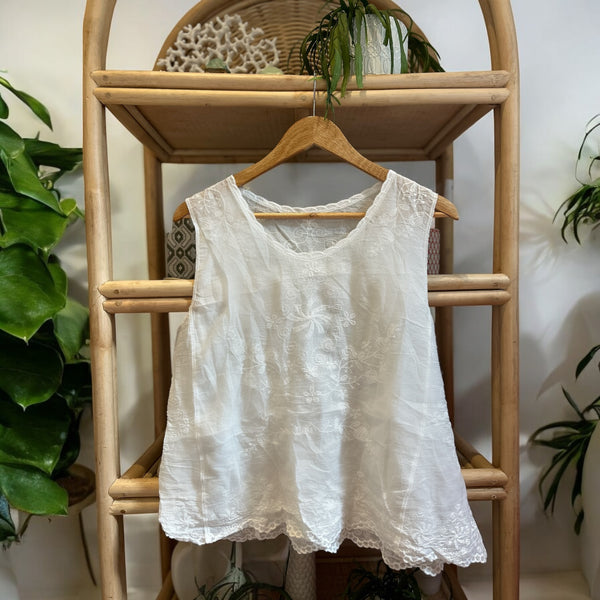 Willow White Embroidered Singlet